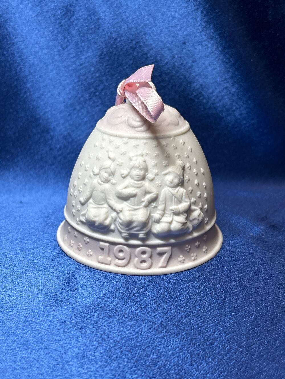 Vintage Lladro 1987 Bisque Porcelain Christmas Bell Ornament